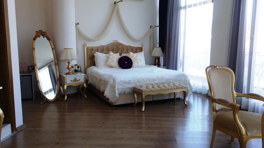 Huri & Nuri Hotel (Adults Only) فوكا المظهر الخارجي الصورة